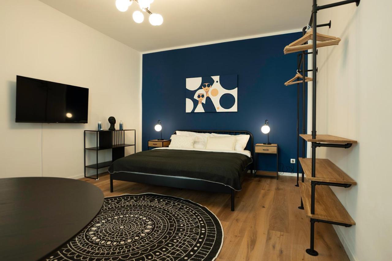 Modern Apartment With A Balcony Near Belvedere Wien Ngoại thất bức ảnh
